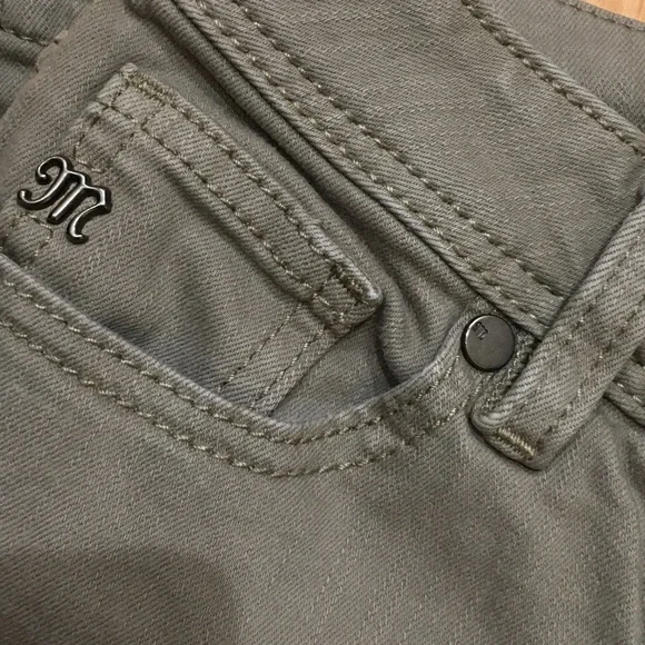 Miss Me Olive Ankle & Cropped Jeans - Picture 9 of 9